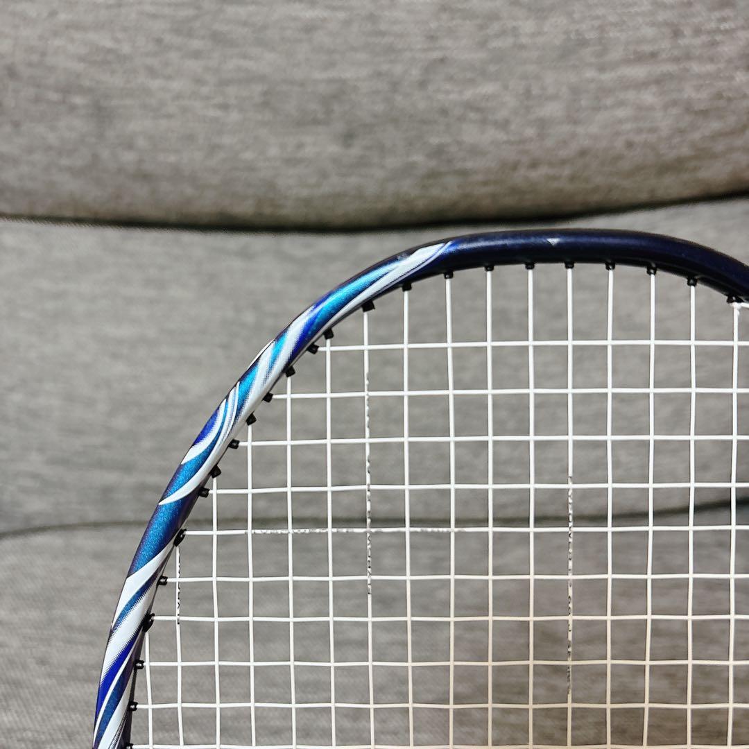 バドミントンラケット ヨネックス　アストロクス100zz 3UG5 希少品