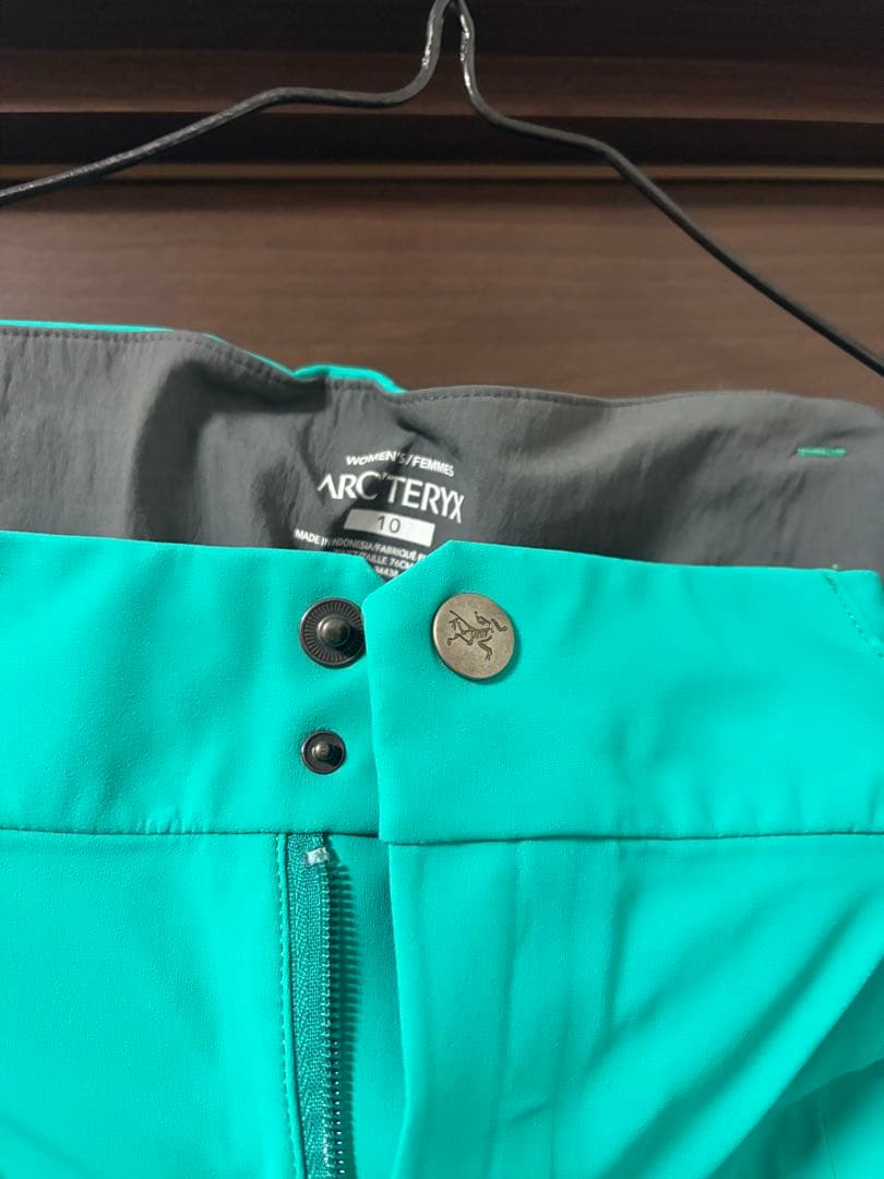 Arc'teryx スノーボードパンツ ターコイズ
