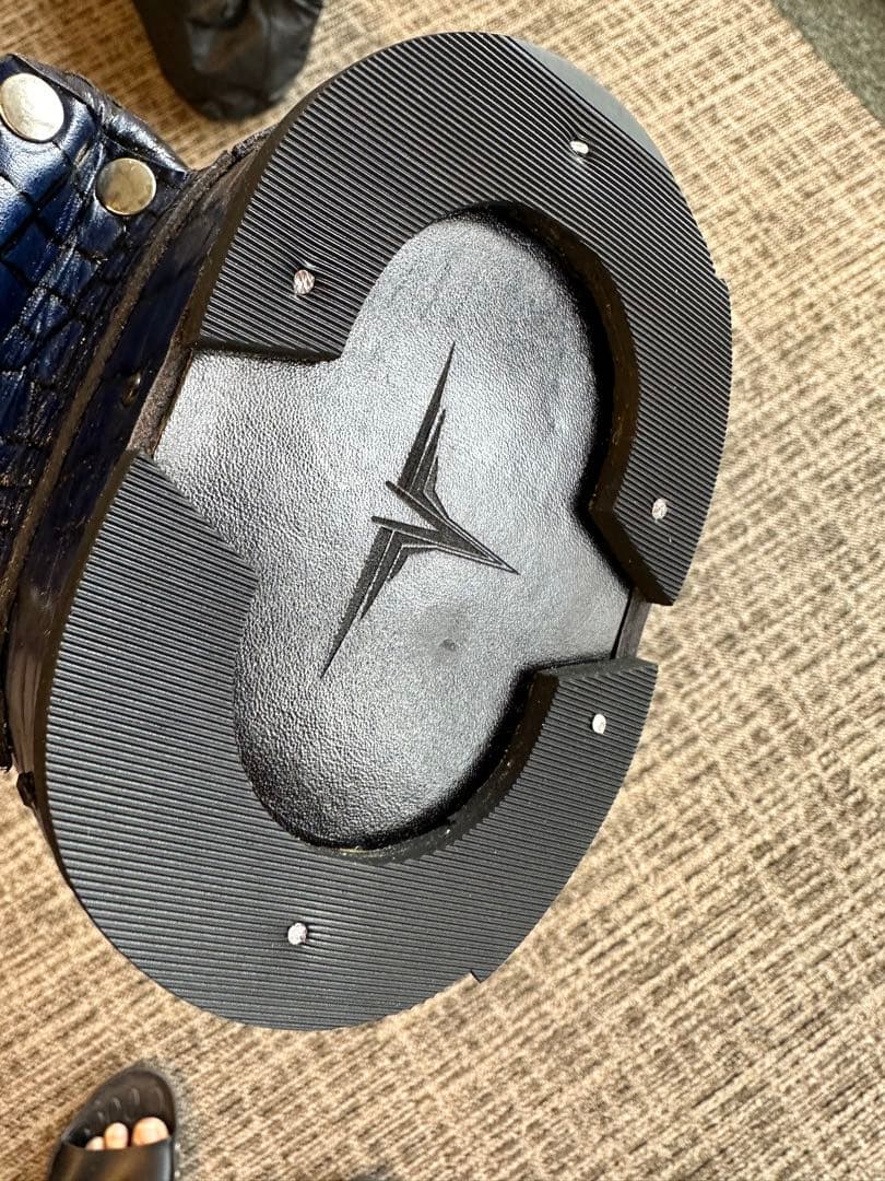 希少 新品未使用品 ハイエンドモデル ヴォルツーリ クロコダイル3 X 6