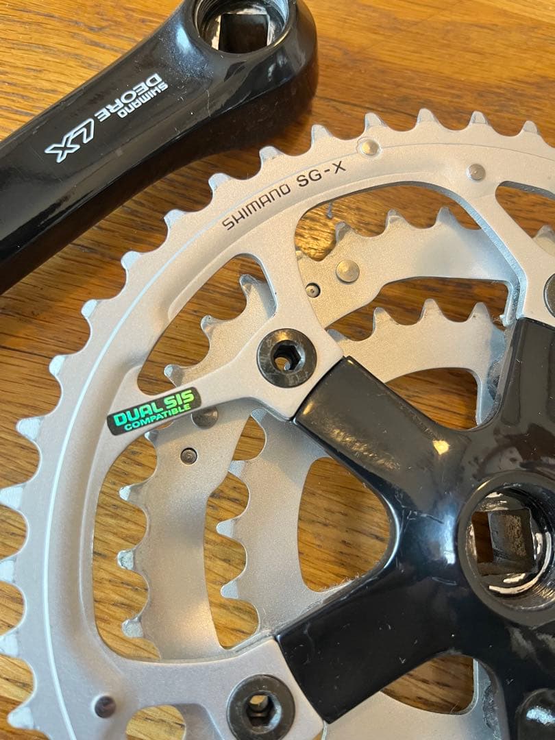 SHIMANO DEORE LX クランク　シマノ　デオーレ