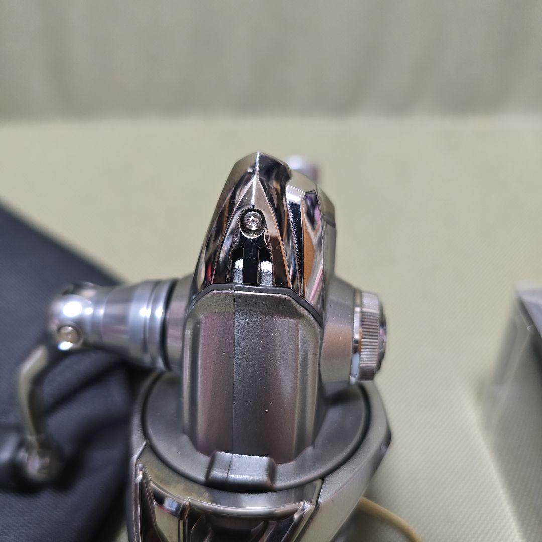 SHIMANO 15 ツインパワー C2000S　美品　替えスプール付き　シマノ