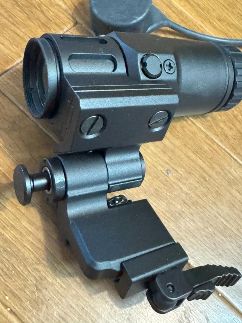 Novel Arms ノーベルアームズ 3倍 タクティカルマグニファイアー