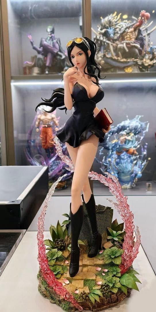 ワンピース ニコ ロビン フィギュア約35cm