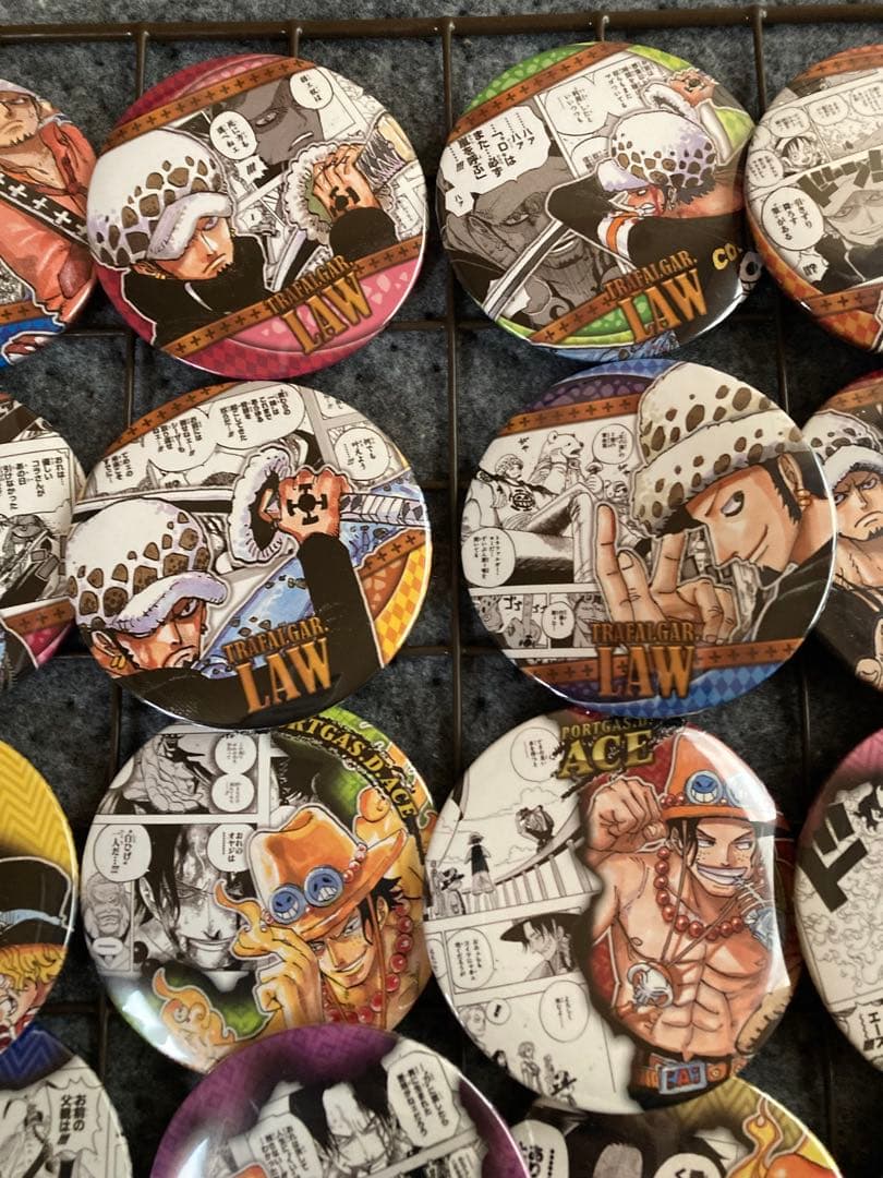 ワンピース　缶バッジ　40個　まとめ