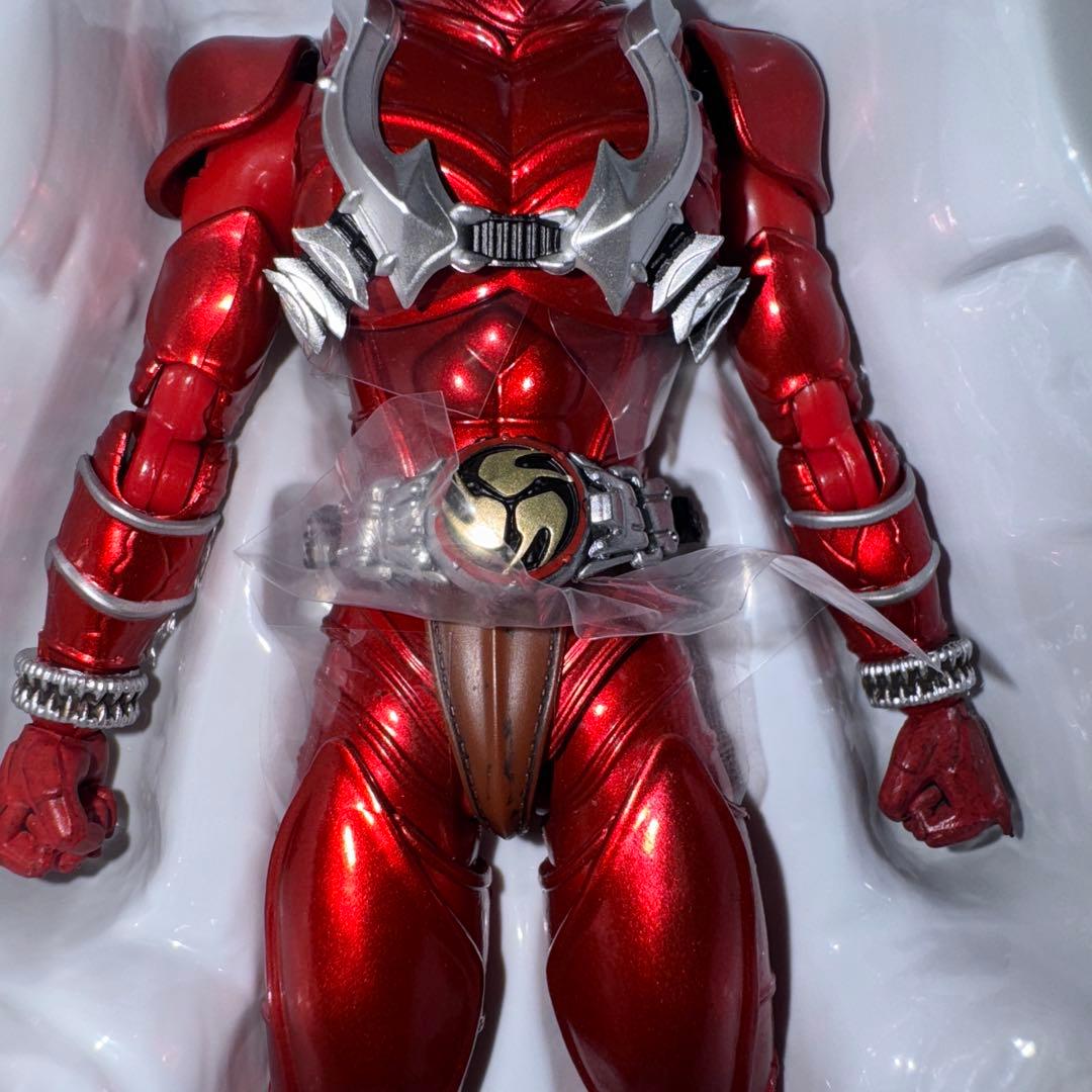 S.H.Figuarts 真骨彫製法 仮面ライダー響鬼 紅