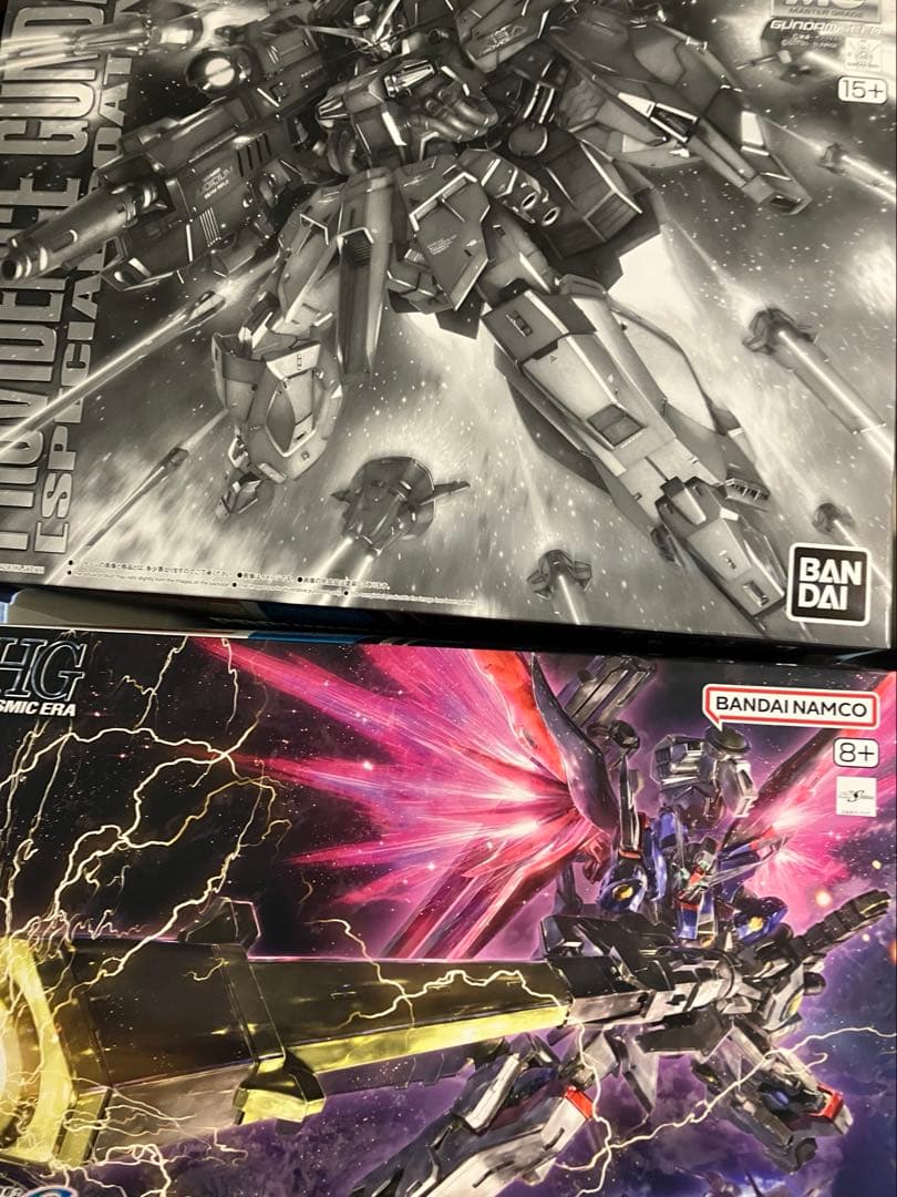 MG プロヴィデンスガンダムSC、HG デスティニーspecⅡ&ゼウスシルエット