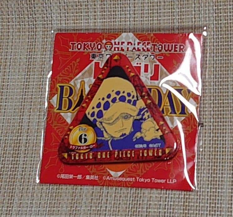 東京ワンピースタワー トンガリ BIRTHDAY 缶バッジ トラファルガー・ロー
