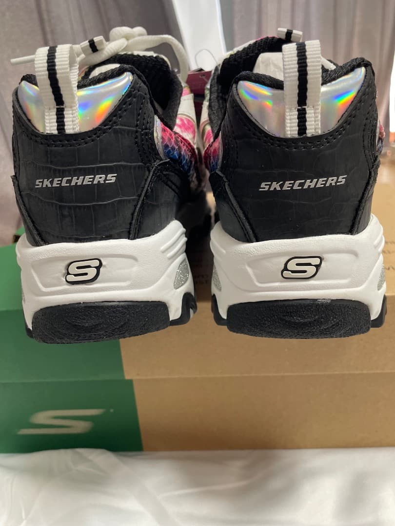 スケッチャーズ　ゴルフシューズ　レディース