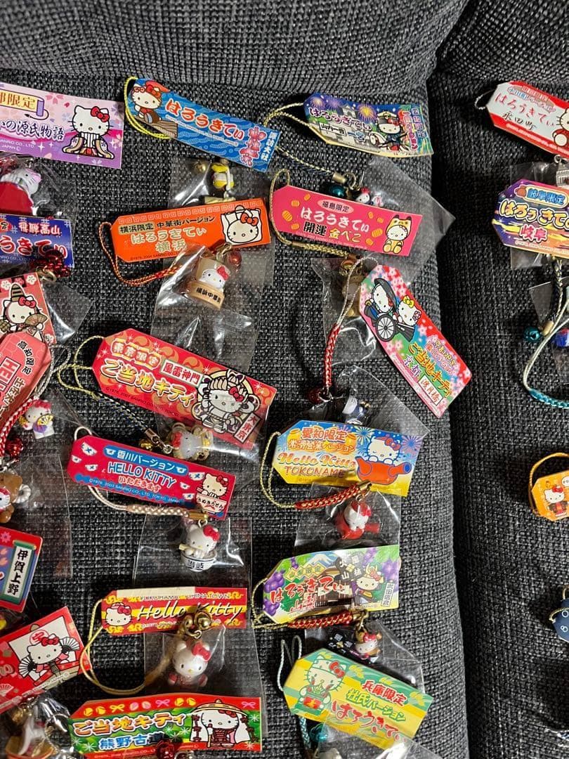 サンリオ　ハローキティ kitty ストラップ 80個 新品　sanrio