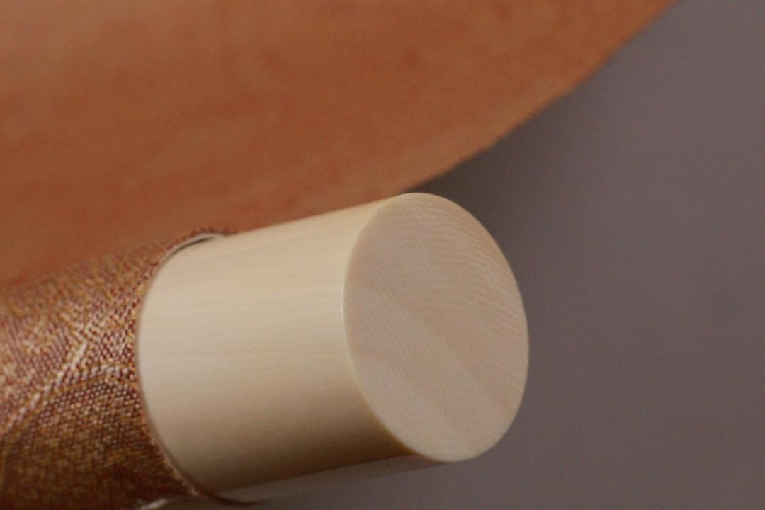 西陣織作家 佐藤重教『 南無阿弥陀仏 』純金糸　縞黒檀二重箱　BE984