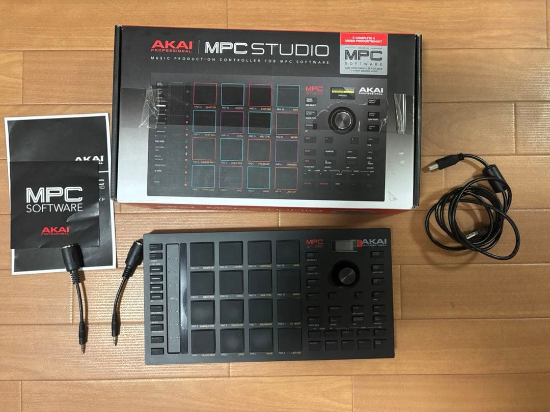 DJ機材 Akai - MPC Studio