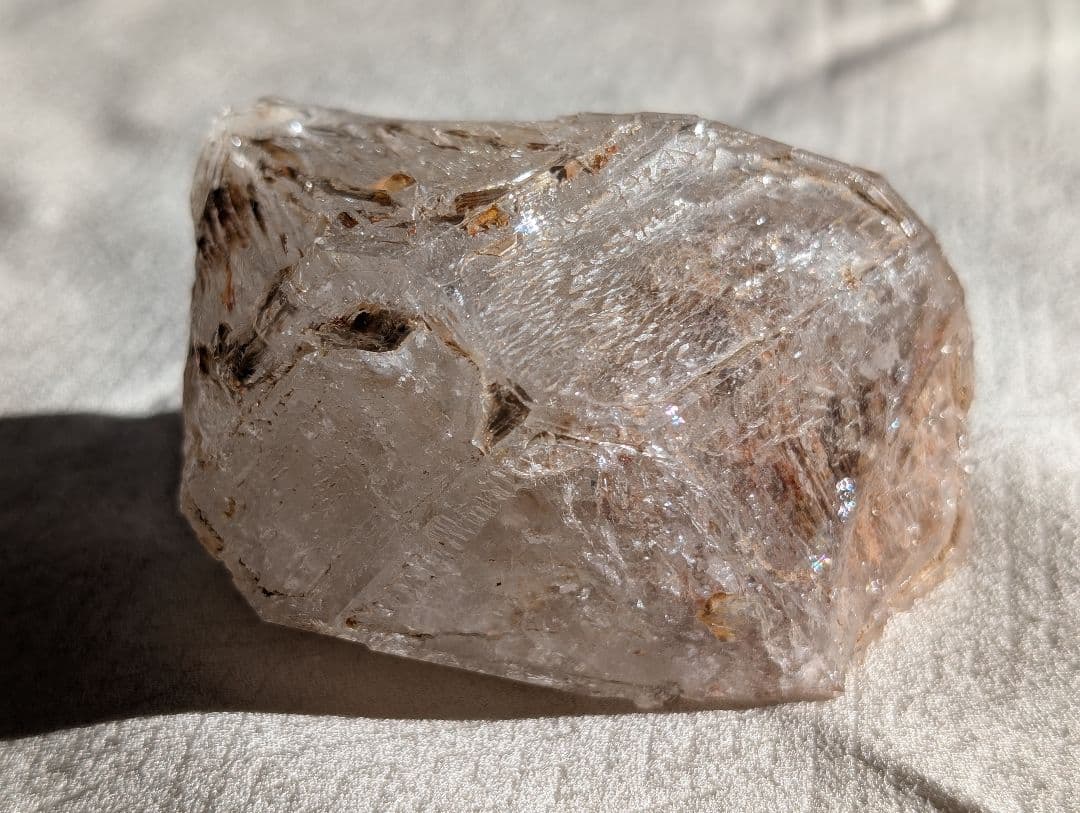 タイランド チャイヤプー厶 産 エレスチャルクォーツ