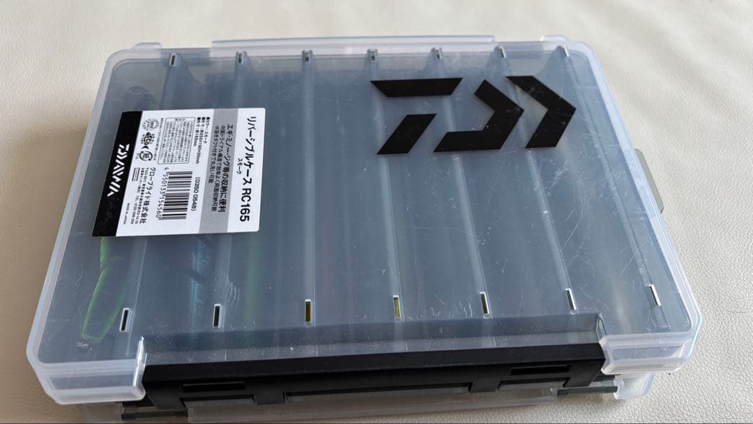 渓流　本流　湖　ルアー9個セット　トラウト　ケース付き　川釣り　湖釣り　海釣り