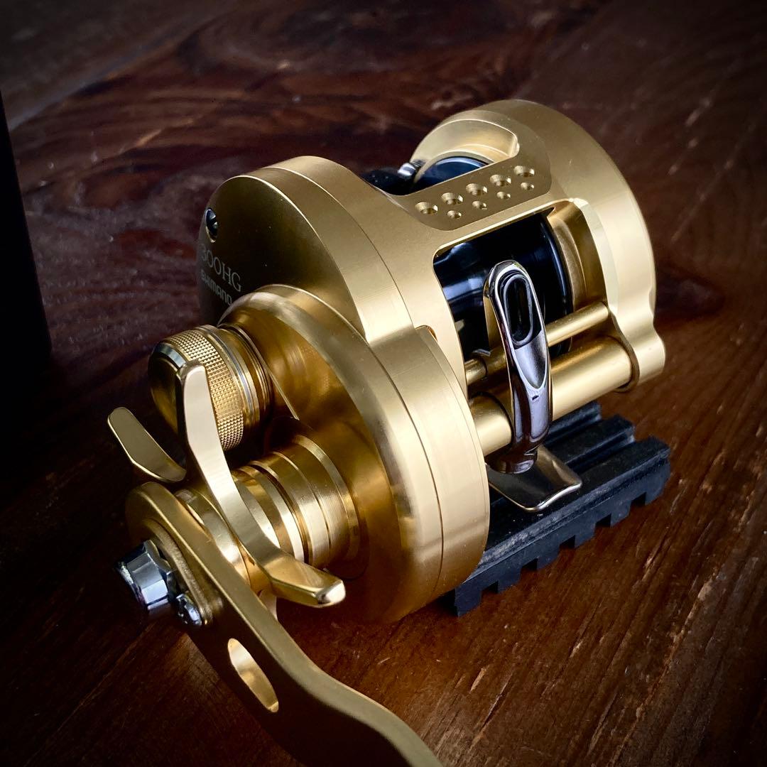 15 シマノ オシアコンクエスト300HG 右 未使用