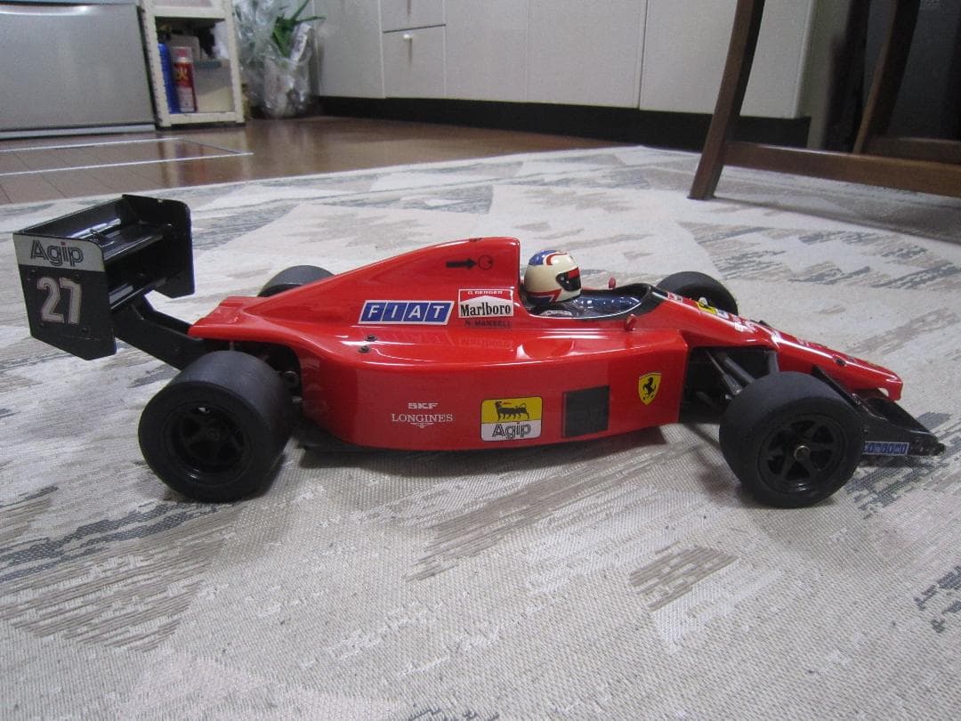 1/10 京商 フェラーリ ラジコンカー