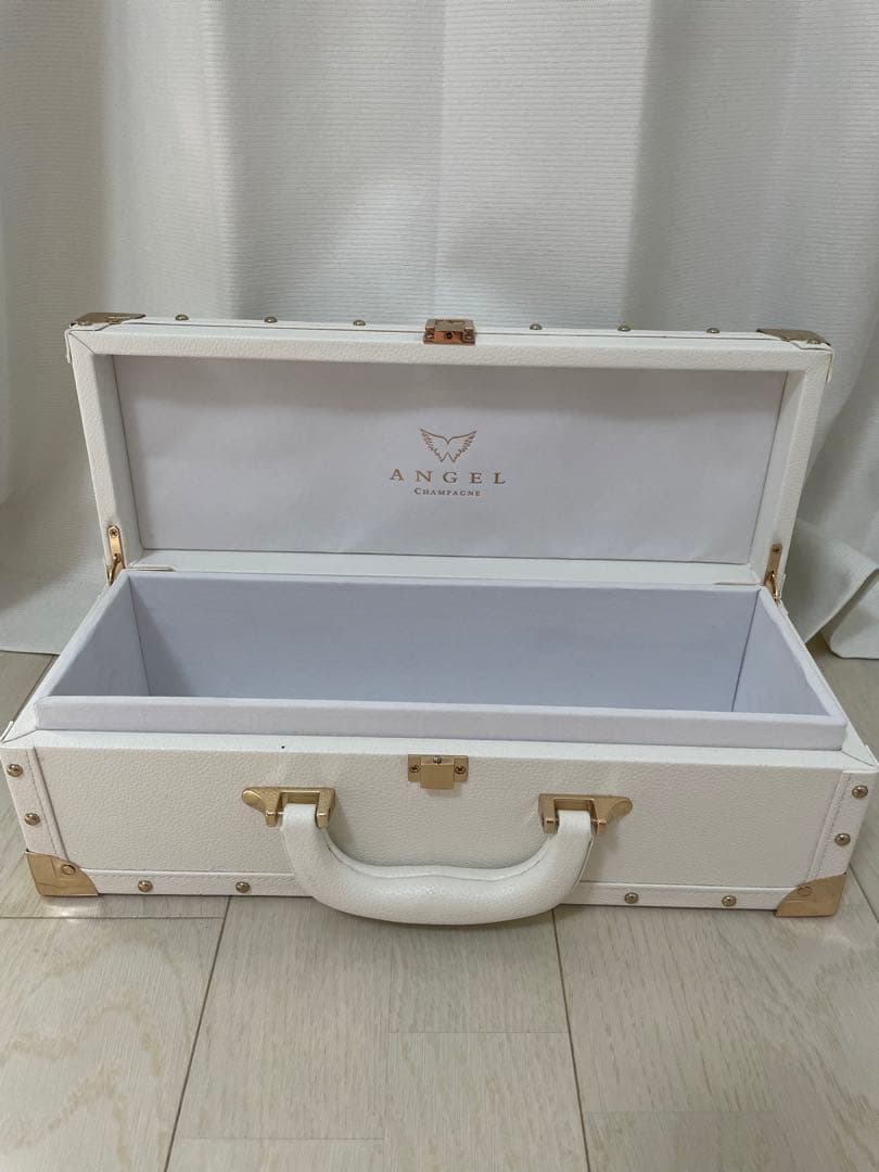 新品未開封 エンジェル ブリュット ロゼシャンパン