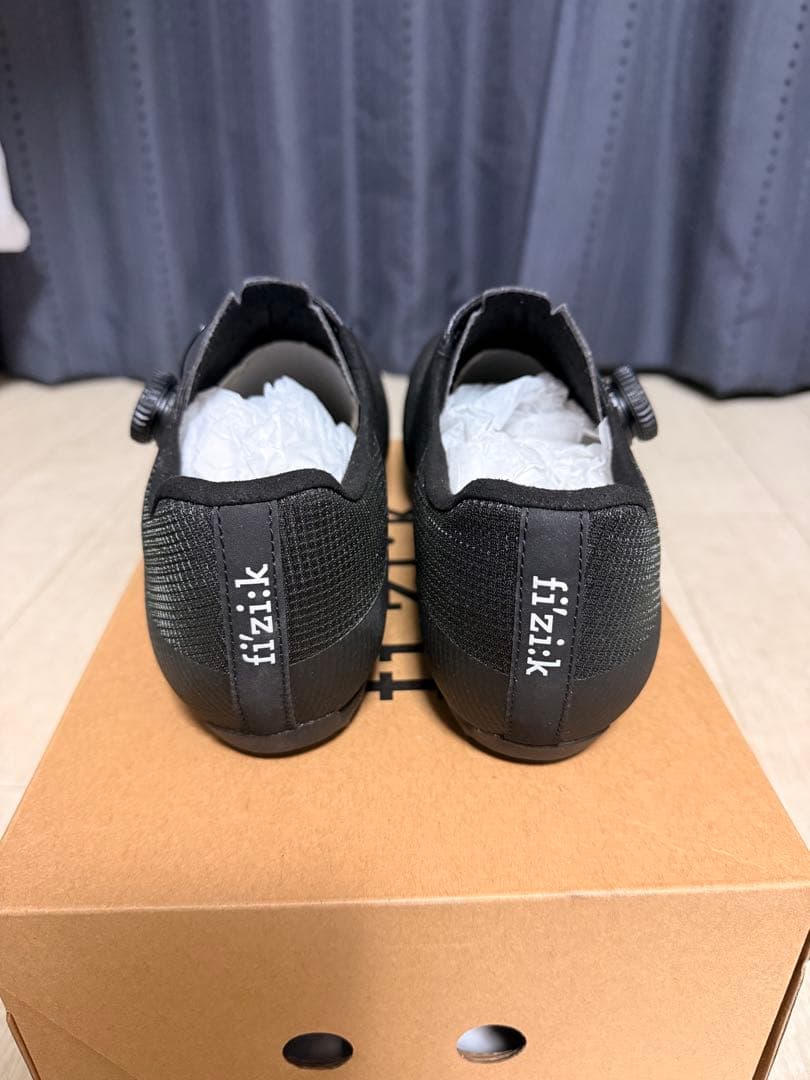 ウェア Fizik VENTO PROXY wide BLACK EU42