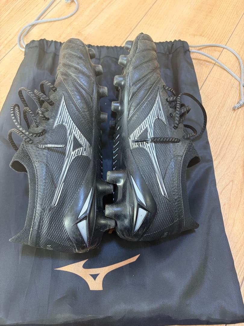 モレリアネオ4ベータジャパン 25.5cm