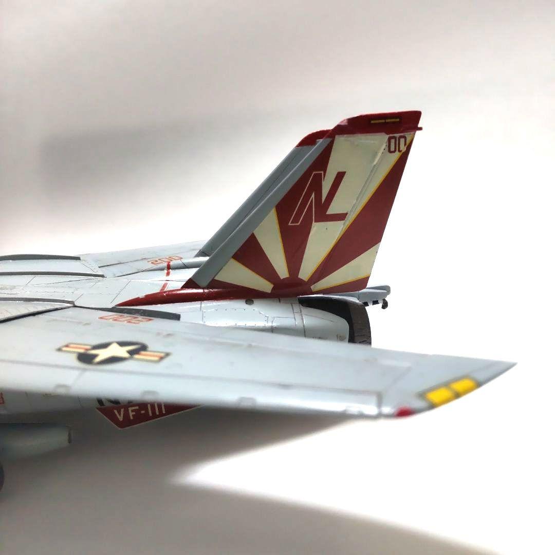 【完成品】F-14A トムキャット 1/72 サンダウナーズ