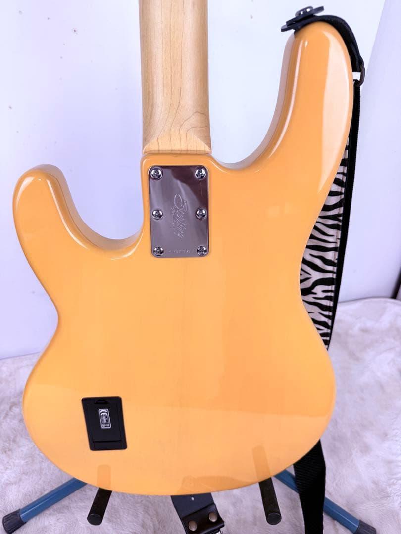 超美品！Sterling by Musicman Ray24CA バタースコッチ