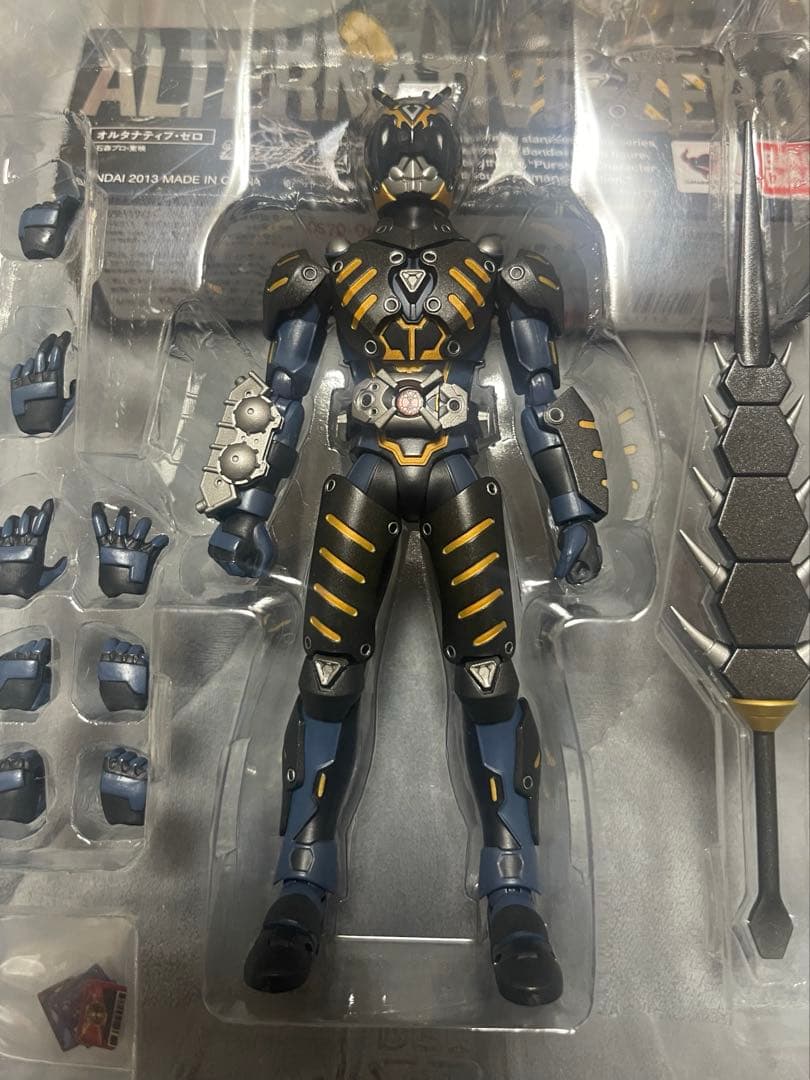 フィギュアーツ ジェノサイダー　マグナギガ　オルタナティブ（仮面ライダー龍騎）