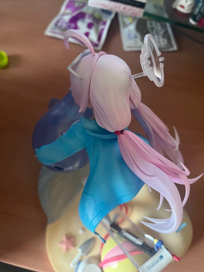 ブルーアーカイブ ホシノ水着 フィギュア