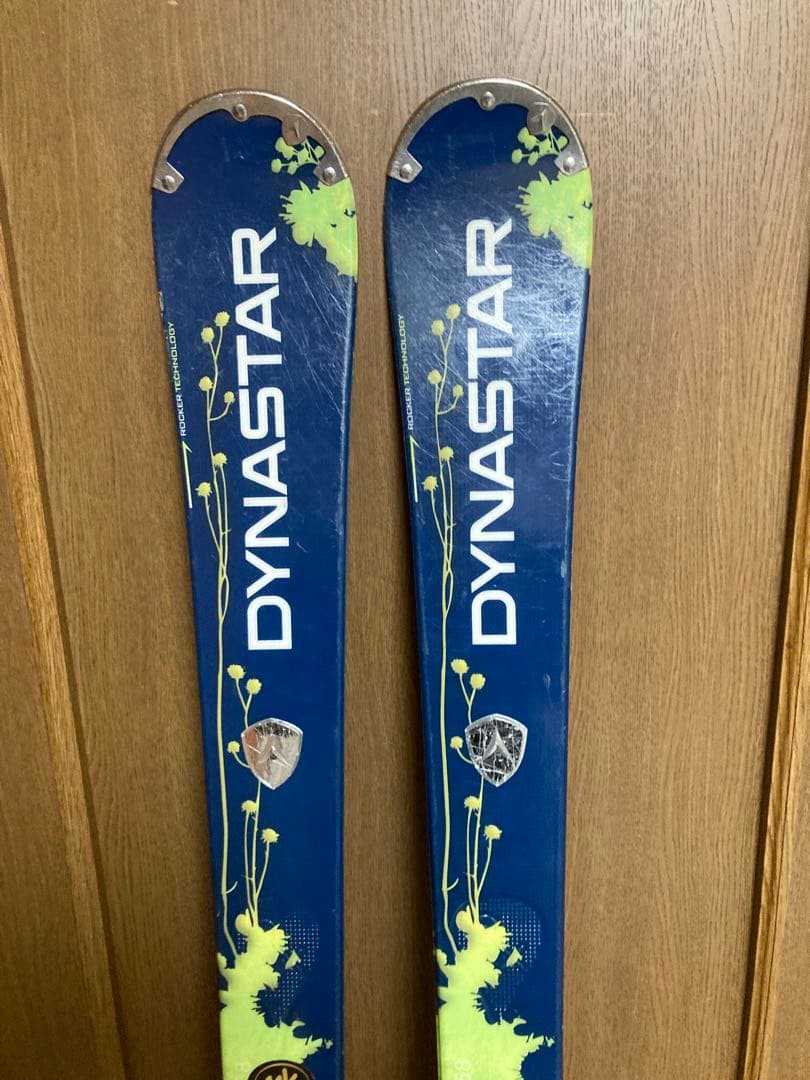 ディナスター　レディース用スキー　158cm 初中級者向けカービングスキー