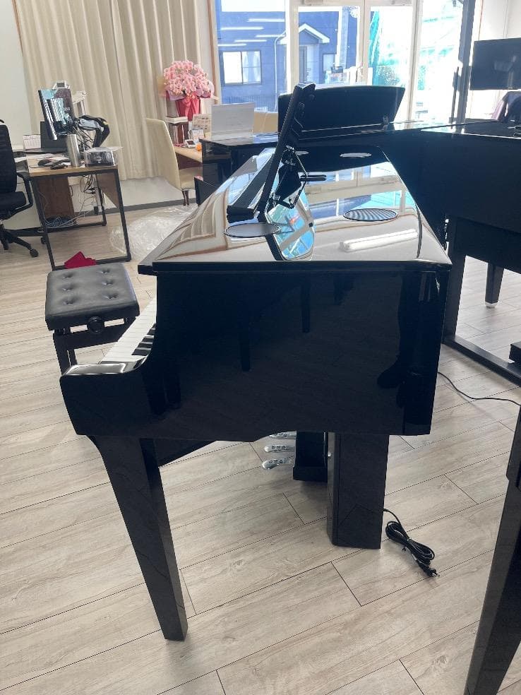 ★82851【電子ピアノ】KAWAI　NV10S　21年製