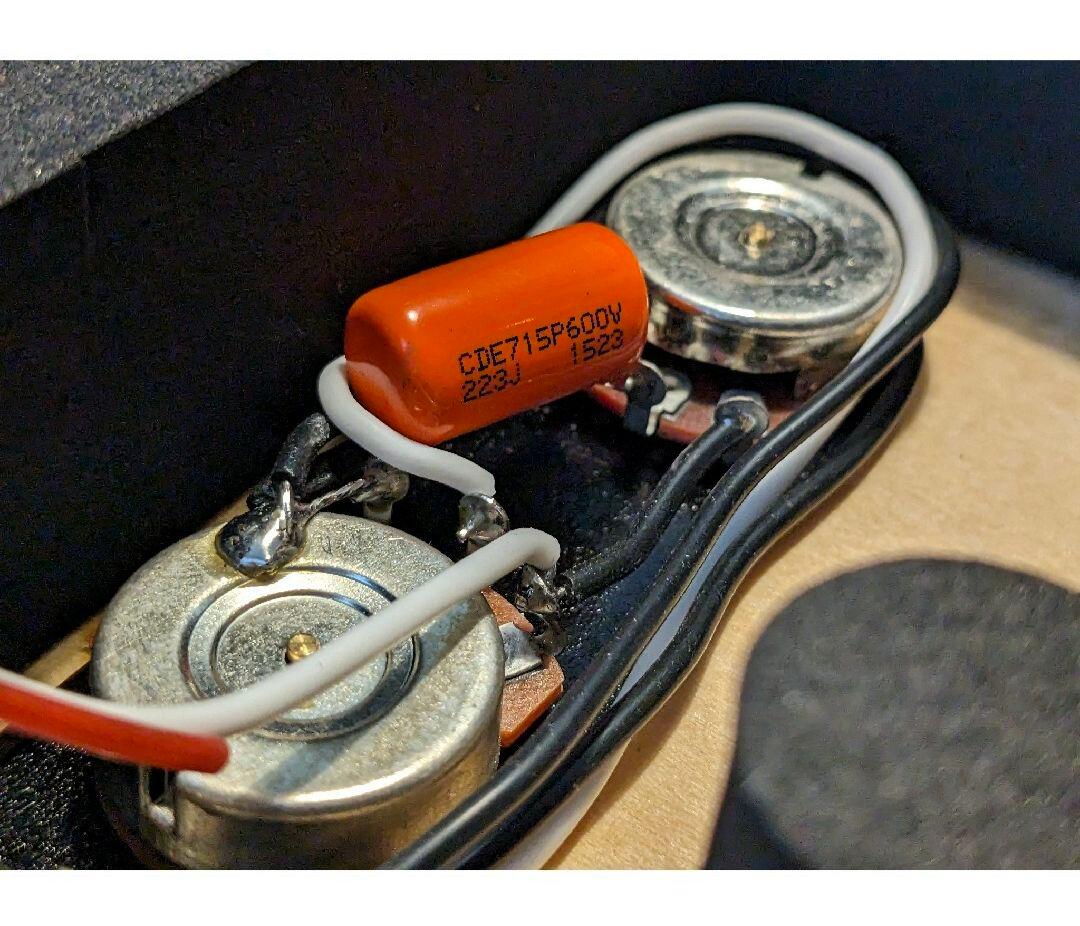 アルニコV　ピックアップ　ローラーサドル　メタルプレート　アセンブリ　セット