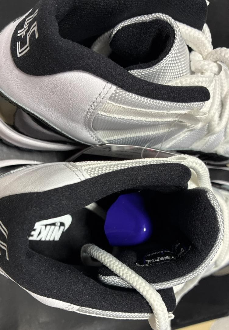 ナイキ エアジョーダン 11 レトロ \"コンコルド US8　未使用品