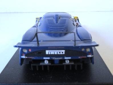 特価 BBR (1/43) マセラティ MC12 Red Bull
