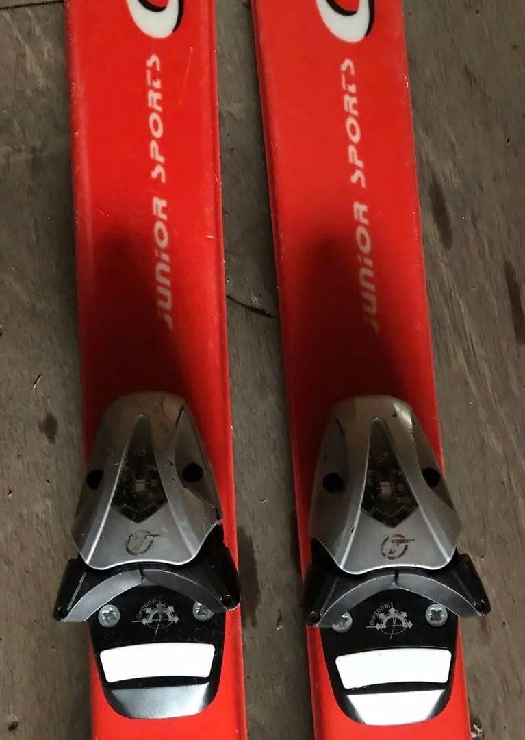 ジュニアスキーセット　スキー板／ビンディング／ストック／ホルダーベルト【140】