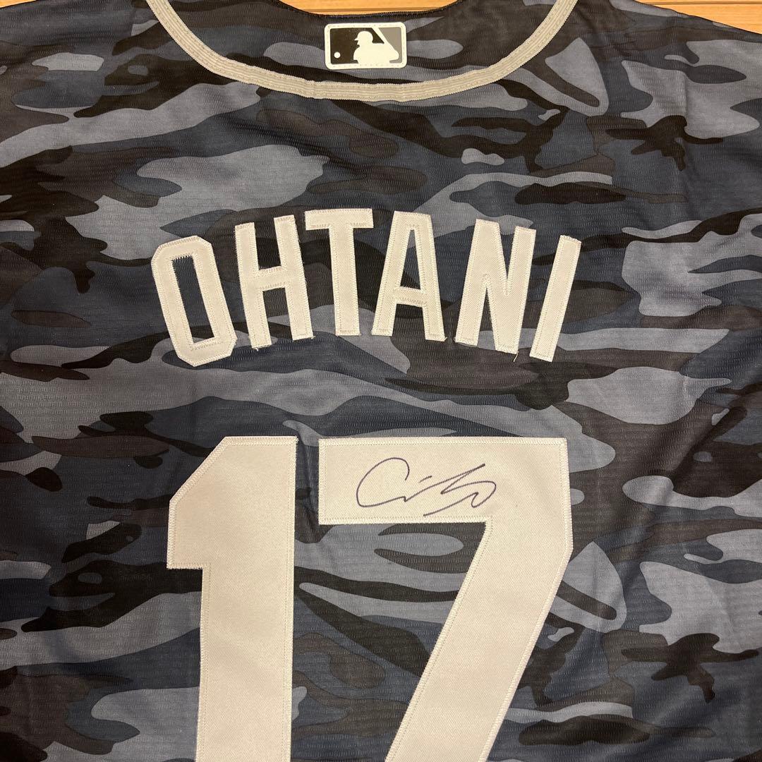 大谷翔平選手サイン入りユニフォーム