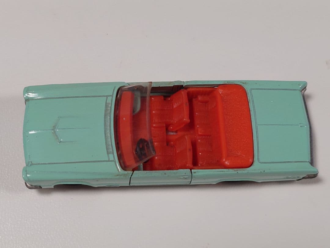 ミニカー Siku V 277 Pontiac