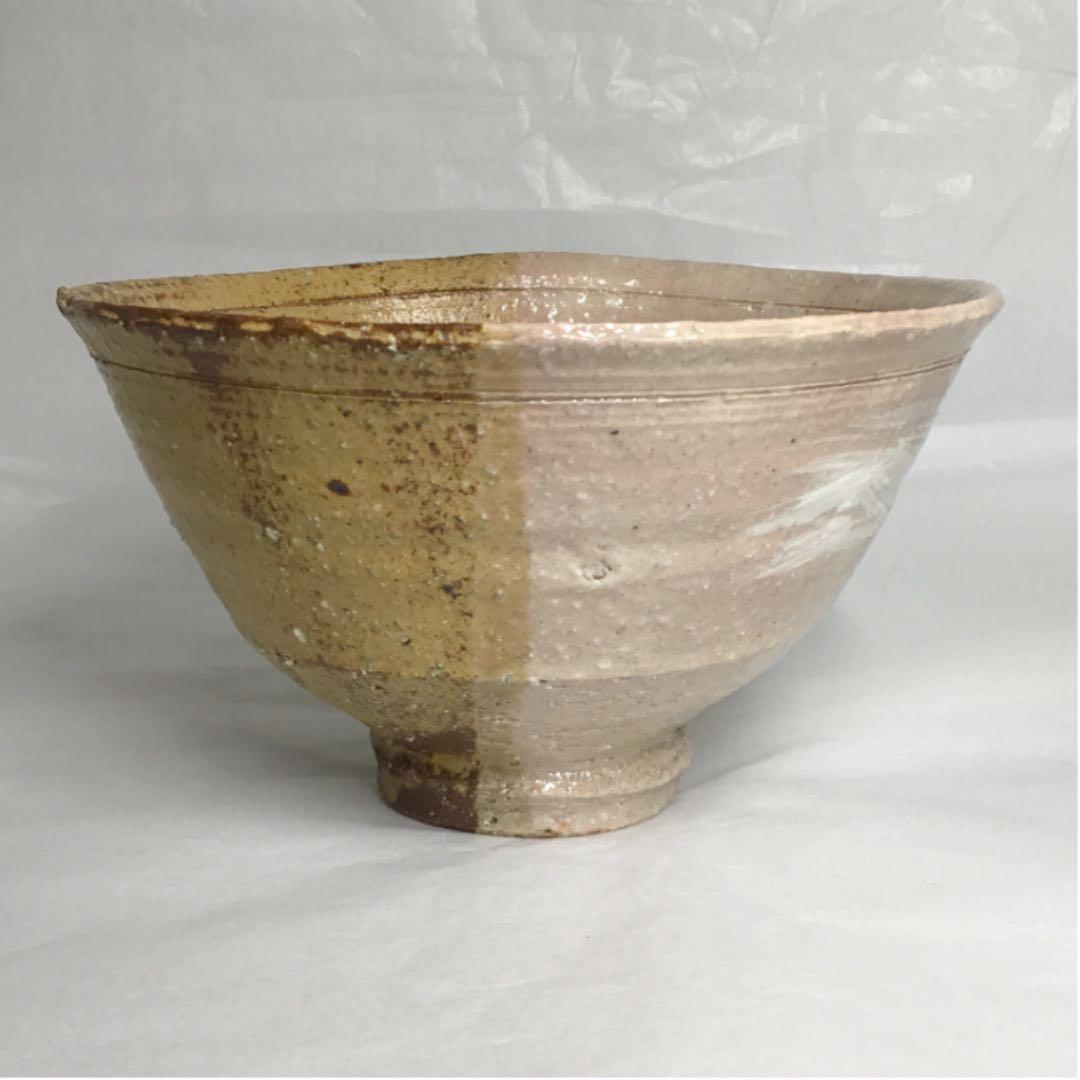 【茶道具】松坂萬古窯 佐久間芳山作 伊羅保片身替茶碗