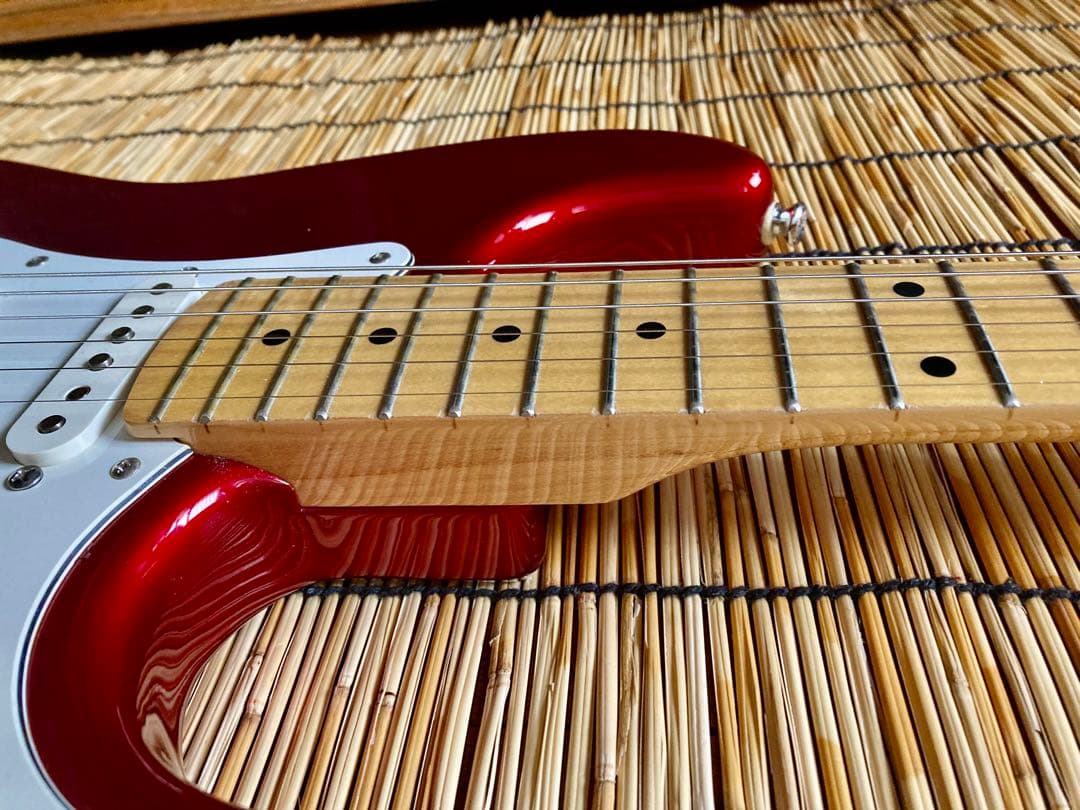 ☆ 最終値下決断☆部品交換、リニューアル貴方だけの一本　FERNANDES ST