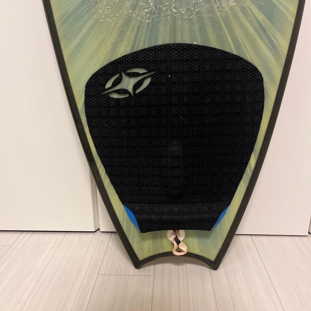 ISHIHARAサーフボード グリーン 5フィン 6.5フィート