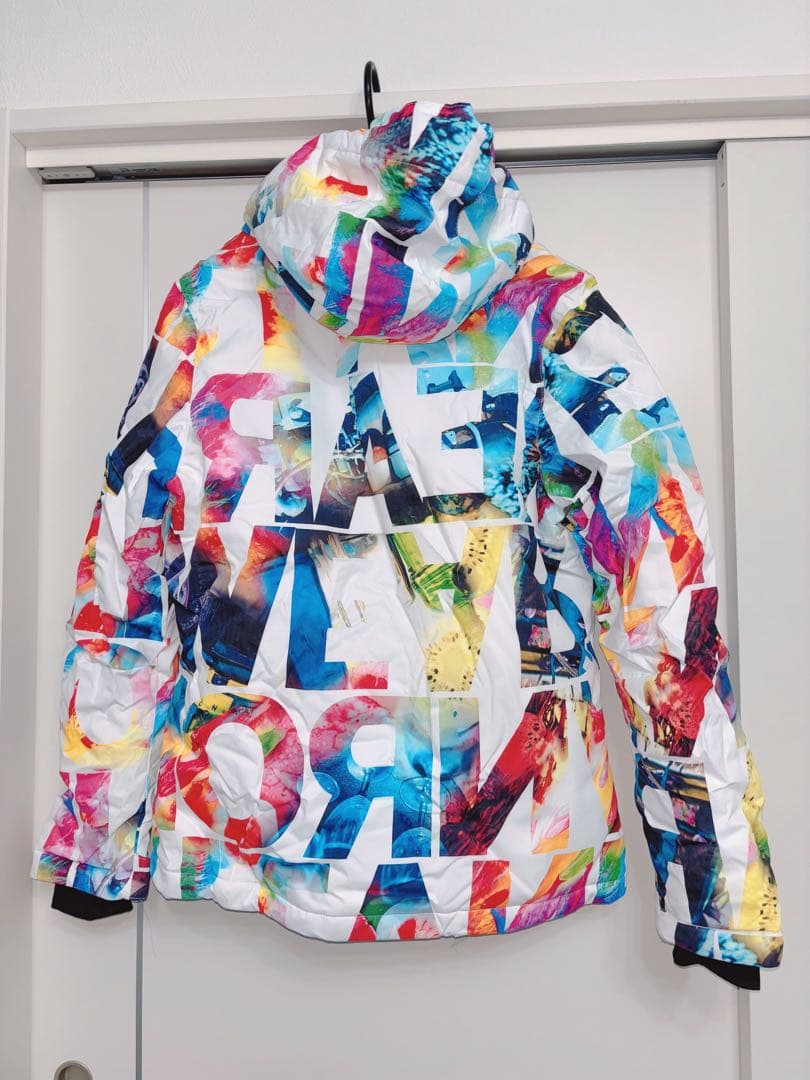 ♡値下げしました♡スノーボードウエア♡新品♡スキー♡レディース♡M♡上下セット♡