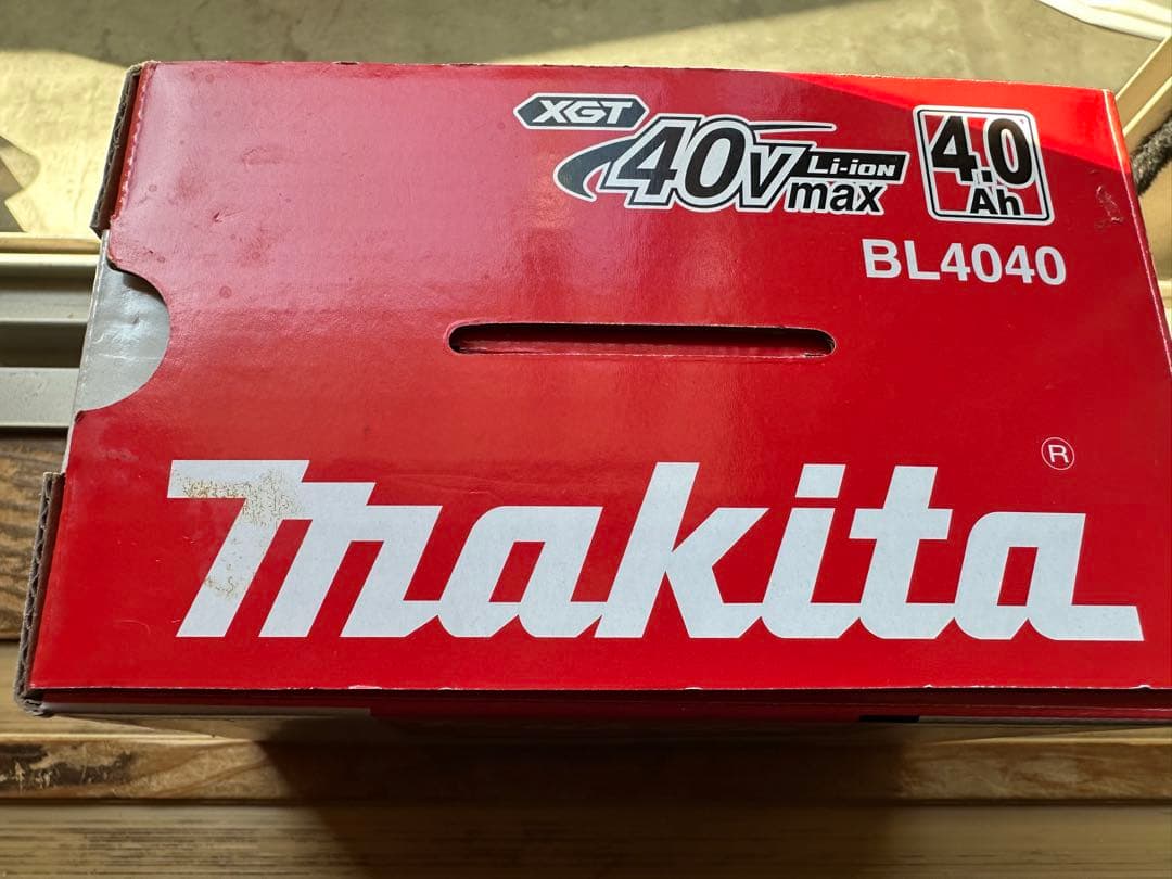 ■マキタ　BL4040　バッテリー　マキタ純正品テストで1〜2回使用