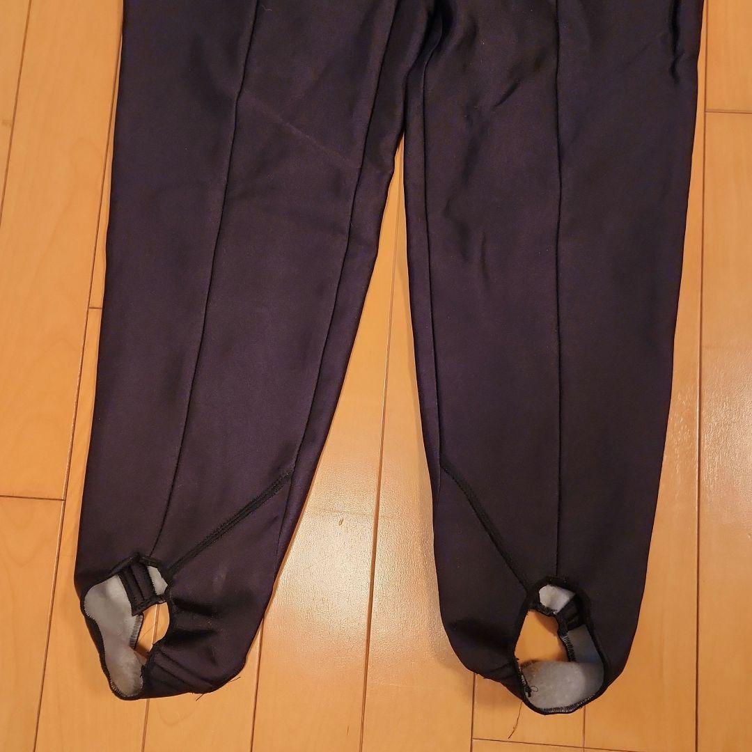 デサントレディーズスキーウエア　フード付　ツナギ　レッグカバー　グローブ