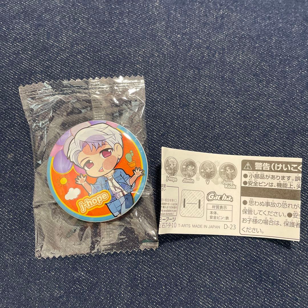 TinyTAN ぴた！でふぉめ缶バッジ j-hope