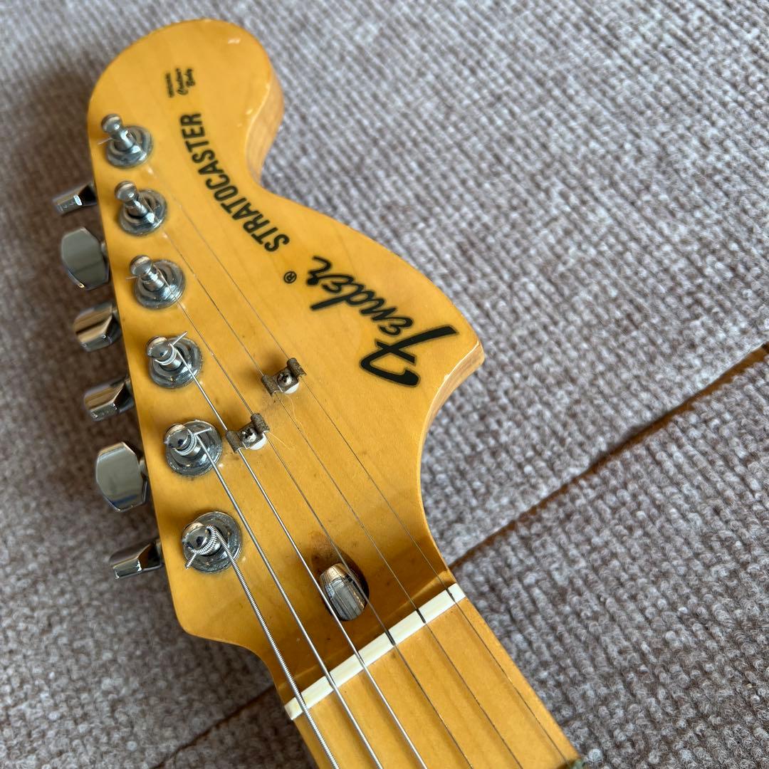 a*t様 Fender ストラトキャスター （EMGピックアップ3連発、ソフトケ