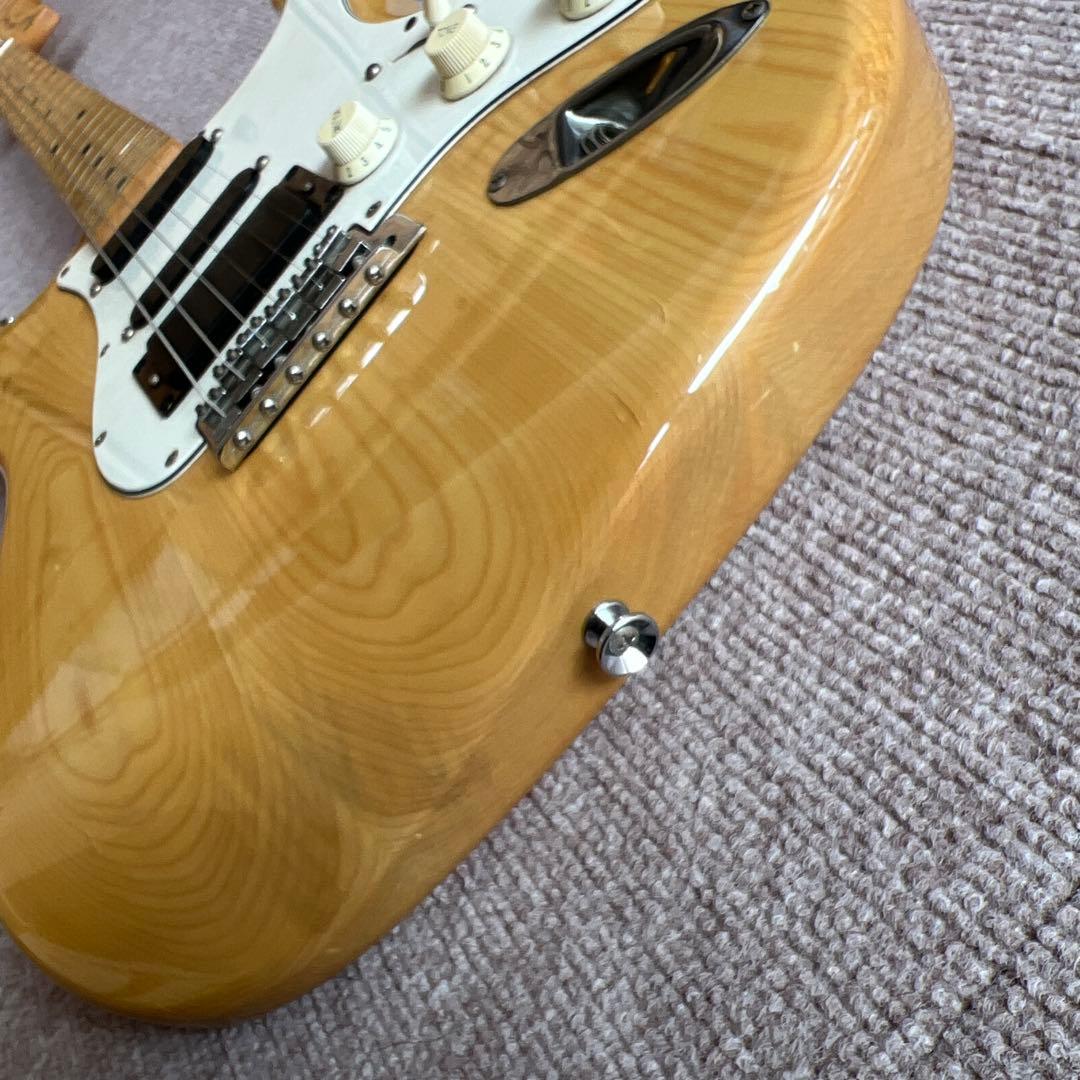a*t様 Fender ストラトキャスター （EMGピックアップ3連発、ソフトケ