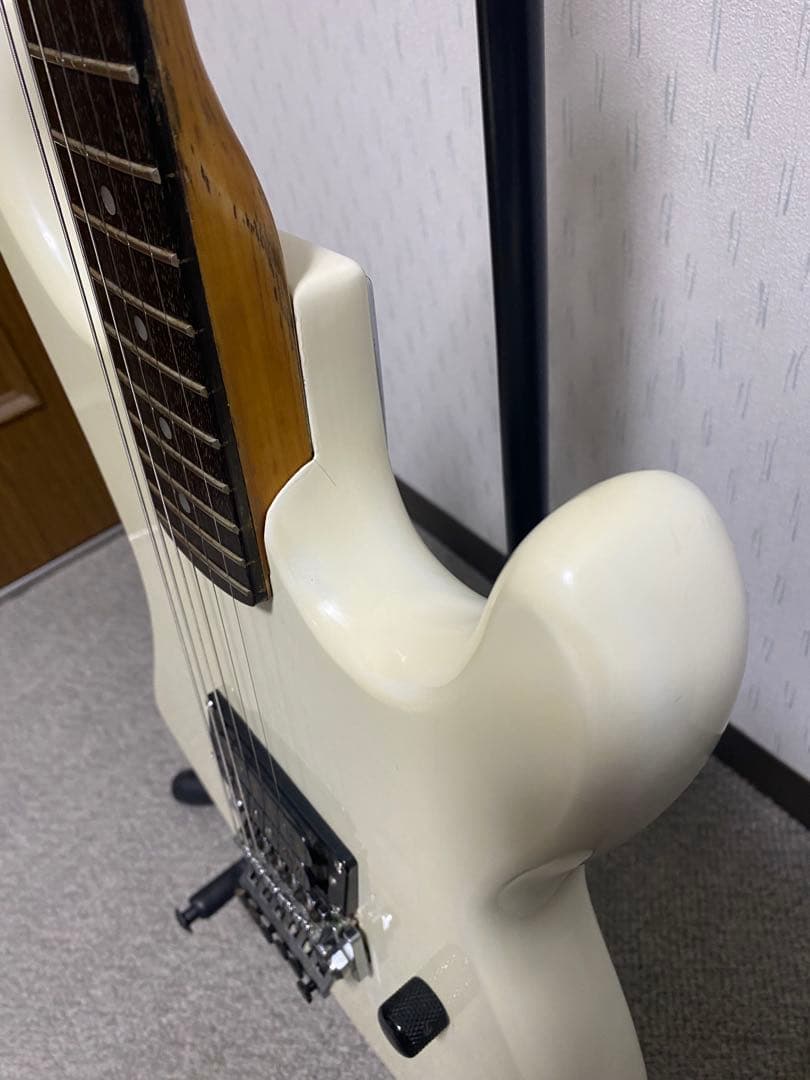 KRAMER STRIKER 100ST ホワイト エレキギター