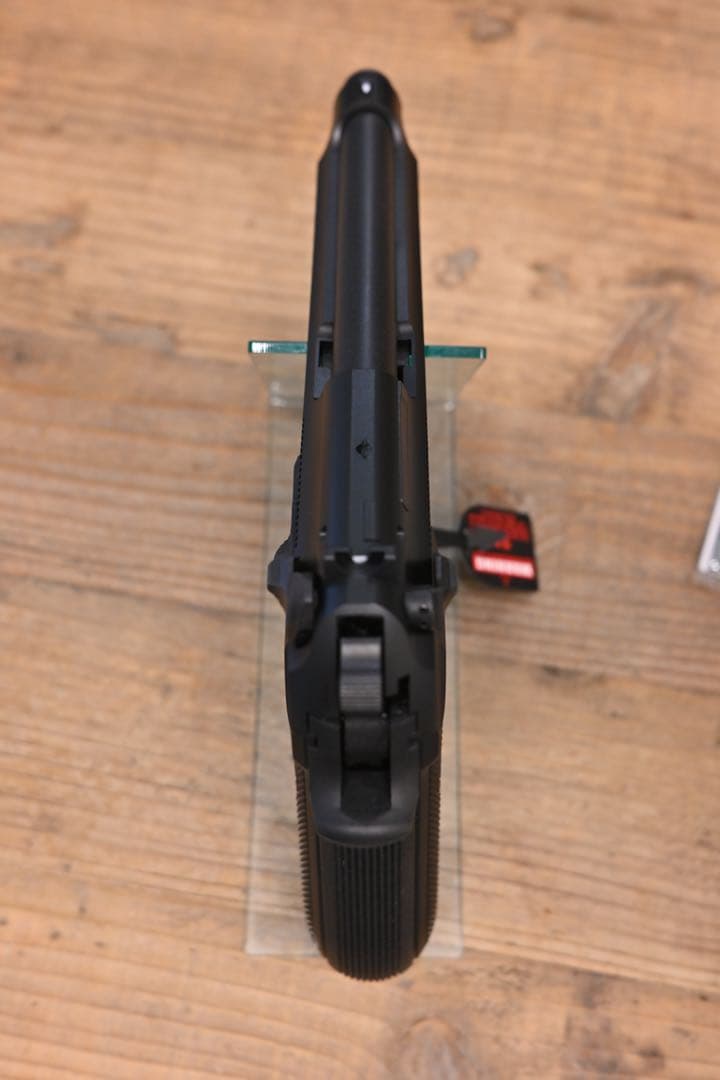 東京マルイ製 U.S. M9 PISTOL ガスガン