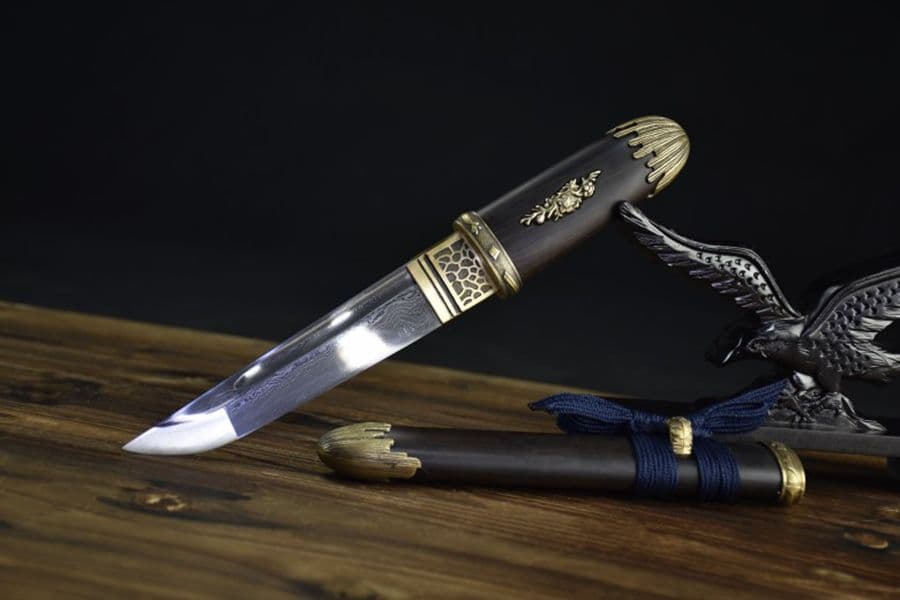 月を閉じ花を恥じる 古兵器   武具　刀装具　日本刀　模造刀 肋差   短刀