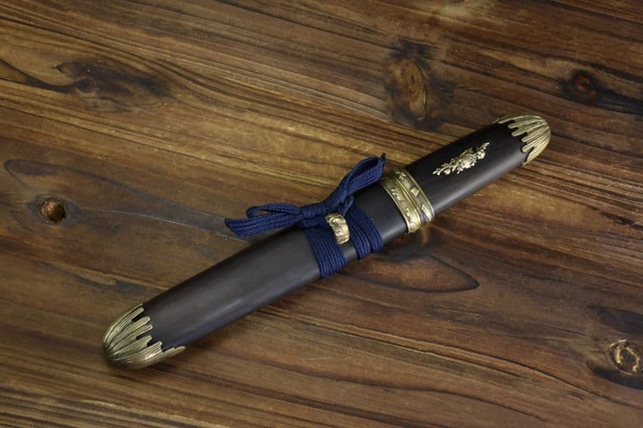 月を閉じ花を恥じる 古兵器   武具　刀装具　日本刀　模造刀 肋差   短刀