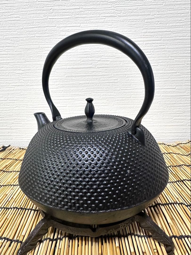 未使用品、供箱、栞付　南部文秀堂造　１５型 ＩＨ機器対応モデル　南部鉄瓶