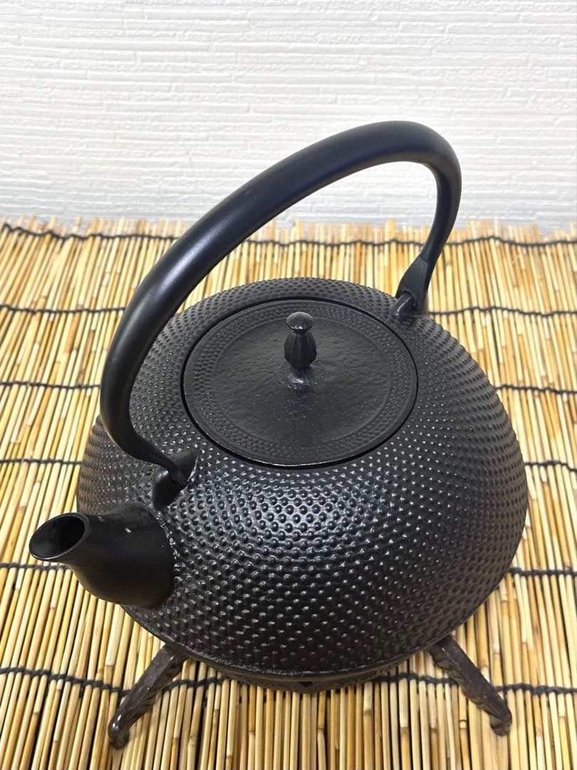 未使用品、供箱、栞付　南部文秀堂造　１５型 ＩＨ機器対応モデル　南部鉄瓶