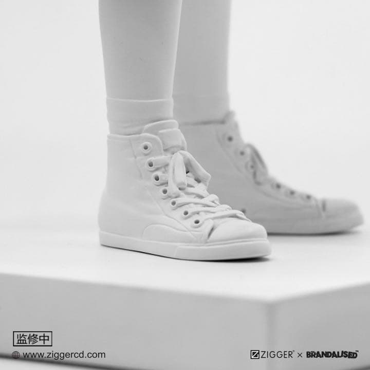 エア・ストライク・ボーイ　バンクシー　フィギュア　アートトイ//ZIGGER